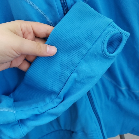 Lululemon Reversible Jacket - Picture 5 of 11